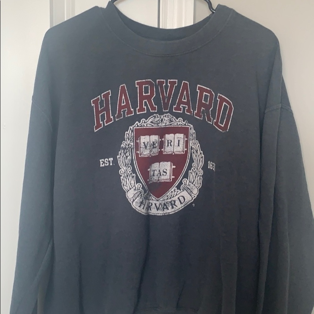 Crew neck